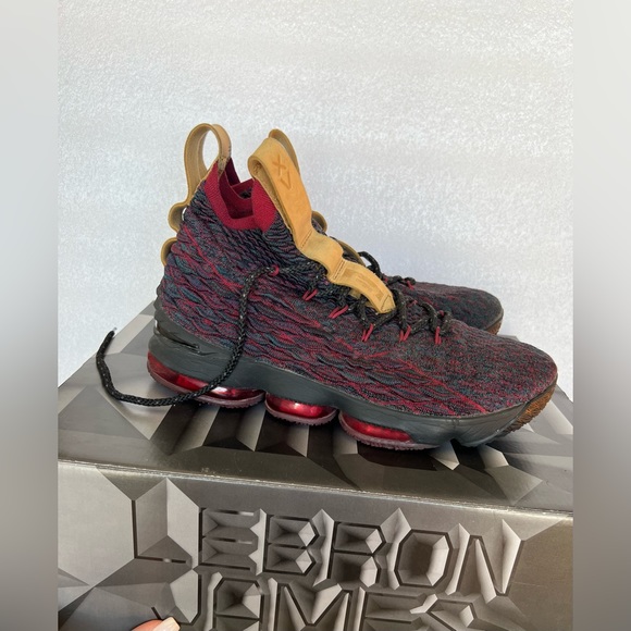 Nike LeBron 15 New Heights - Picture 1 of 10